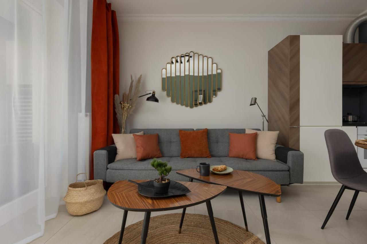 Lakeview Apartment Kapelanów Armii Krajowej by Renters Varsóvia Exterior foto